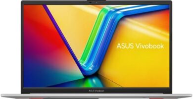 Portátil ASUS con características gaming y diseño moderno